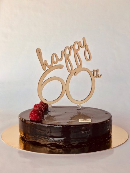 Cake-topper-MDF-chapado-de-arce-con-pinchos-de-metacrilato-1
